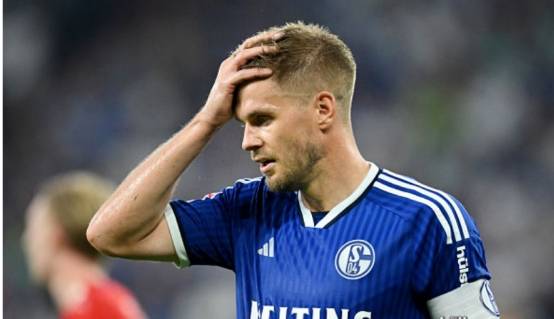 沙尔克04球员伤病情况曝光,主帅头疼不已的简单介绍 沙尔克04球员伤病情况曝光,主帅头疼不已的简单介绍