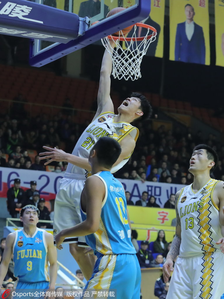 福建男篮有机会晋级,球队人人努力的简单介绍 福建男篮有机会晋级,球队人人努力的简单介绍