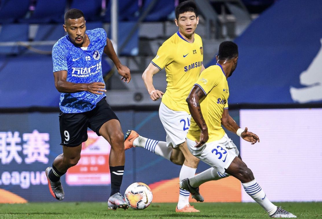 恒大战平重庆力帆,暂居积分榜第四 恒大战平重庆力帆,暂居积分榜第四