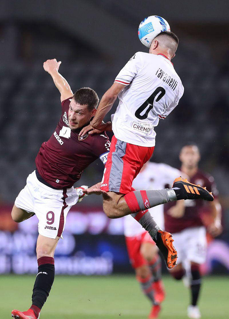 圣埃蒂安连胜,球队士气高涨的简单介绍 圣埃蒂安连胜,球队士气高涨的简单介绍