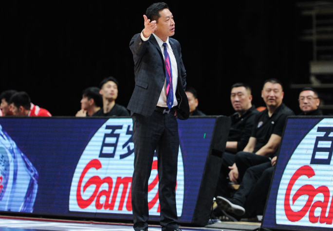 关于昆汀·皮特森重回CBA赛场,助力球队冲击季后赛的信息 关于昆汀·皮特森重回CBA赛场,助力球队冲击季后赛的信息