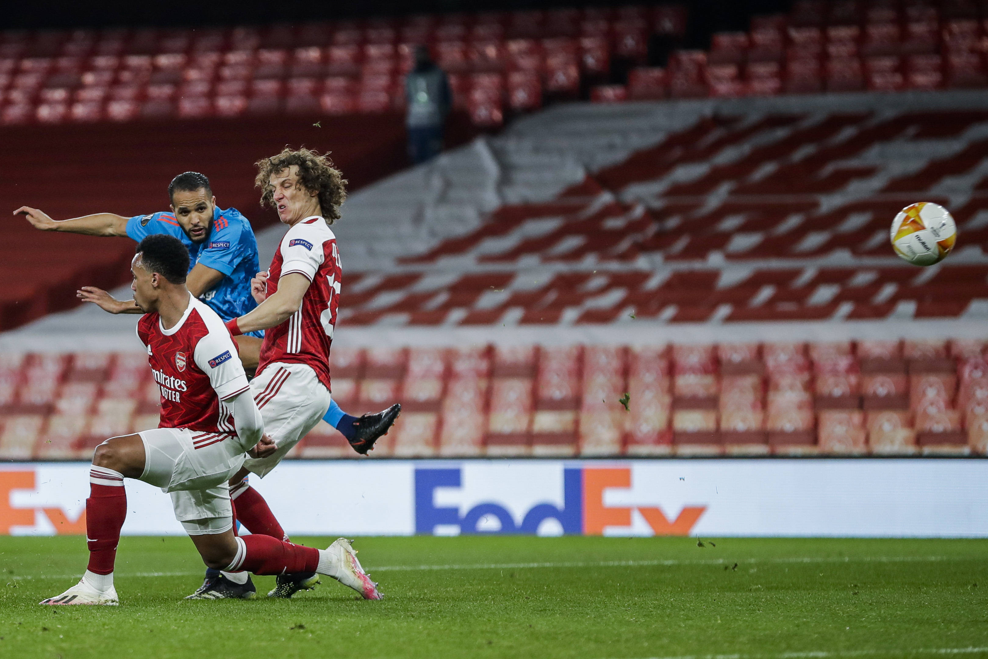 瑞典队力挫对手，成功跻身欧洲足球联赛八强的简单介绍